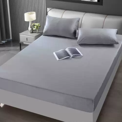 Husa de Pat cu Elastic din Catifea + 2 Fete de Perna, Moale si Eleganta