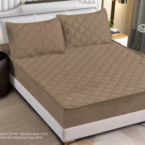 Husa Matlasata Tip Topper din Catifea 180x200cm, cu 2 Fete de Perna 50x70cm - Somn Odihnitor si Sustinere pentru Spate, Cappuccino