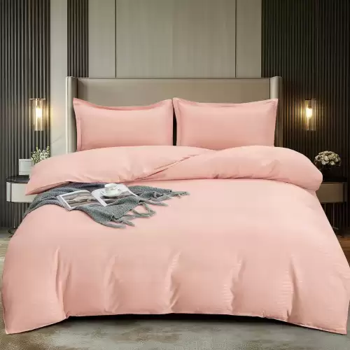 Lenjerie HoReCa, pat dublu, Damasc Finetat Deluxe cu Elastic, 4 piese, Pucioasa, Roz deschis