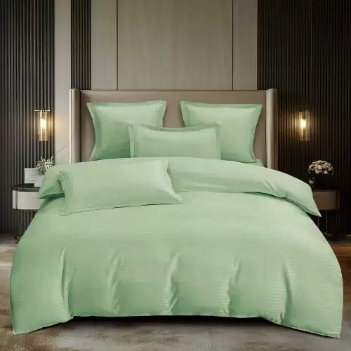 Lenjerie HoReCa, pat dublu, Damasc Finetat Deluxe cu Elastic, 6 piese, Pucioasa, Verde deschis