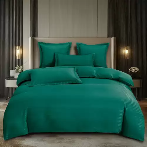 Lenjerie HoReCa, pat dublu, Damasc Finetat Deluxe cu Elastic, 6 piese, Pucioasa, Verde