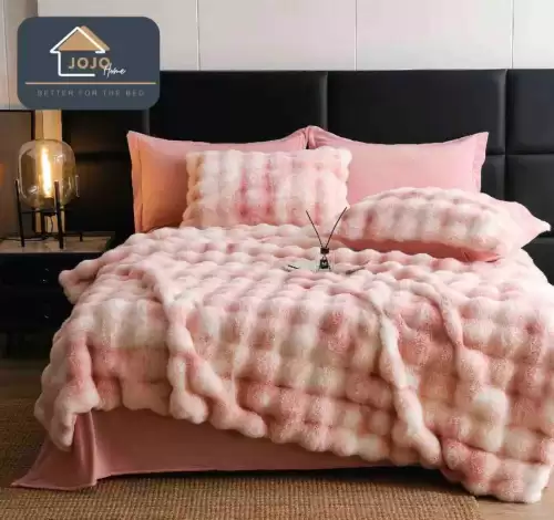 Lenjerie Luxury Pat Dublu, Jojo Home, ExtraPufoasa, din Blanita Artificiala tip Iepure, 6 piese, Roz degrade