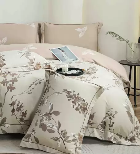 Lenjerie pat dublu, FINET DeLuxe, 6 piese, cu ELASTIC, Jojo Home, Cutie Eleganta, Bej, Flori