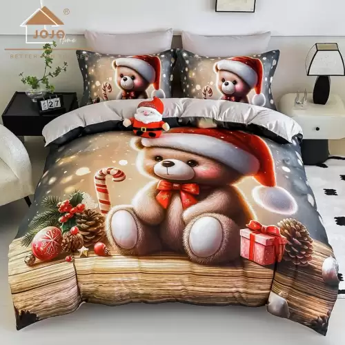 Lenjerie pat dublu, FINET, Imprimeu Digital 5D - Identic cu poza, Cu ELASTIC, 6 piese, Jojo Home, Bej, Ursulet cu Caciula lui Mos Craciun