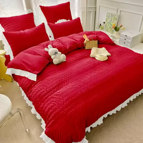 Lenjerie pat dublu,  Soft Touch CREPONAT DELUXE, 6 piese, Jojo Home, Rosu