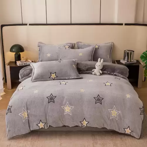 Lenjerie pat dublu, Super Pufoasa COCOLINO,cu ELASTIC, 4 piese, Jojo Home, Gri, Stelute