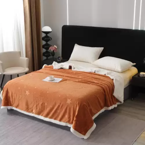 Patura Super Soft Cocolino cu Blanita, 200x230 cm – Eleganta si Caldura cu Model Sculptat cu Ploaie de Stele, Camel