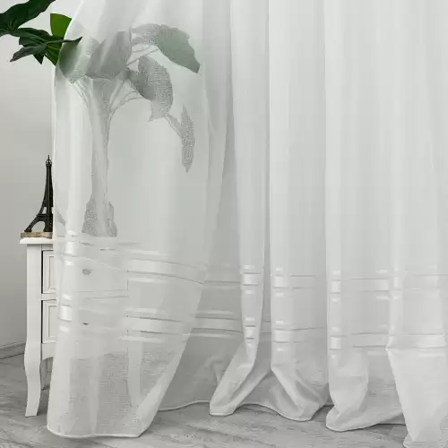 Perdea Lines tip IN plin, Alb, 140cm latime x 260cm inaltime, cu rejansa pt bara