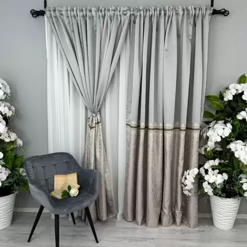 Set 2 Draperii Simplicity, Satinata, Texturata, Gri deschis, 140cm latime x 260cm inaltime, cu tiv lat pt bara