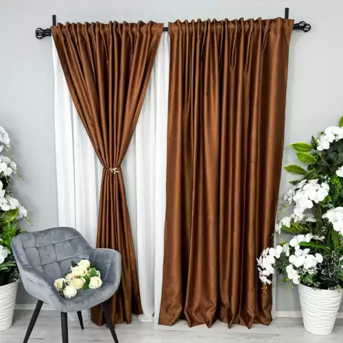 Set 2 Draperii Soft Touch, cu Aspect Fin si Tenta Satinata, 140cm latime x 260cm inaltime, cu TIV LAT, Maro ruginiu